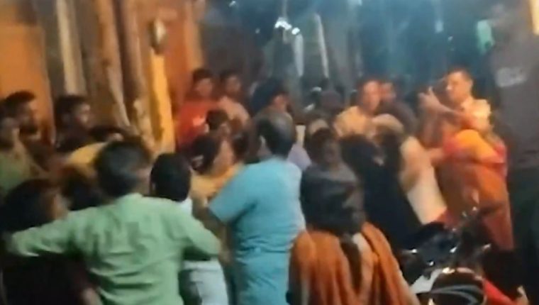 मुजफ्फरनगर में दो पक्षों में संघर्ष, मामूली विवाद के बाद चले लाठी-डंडे