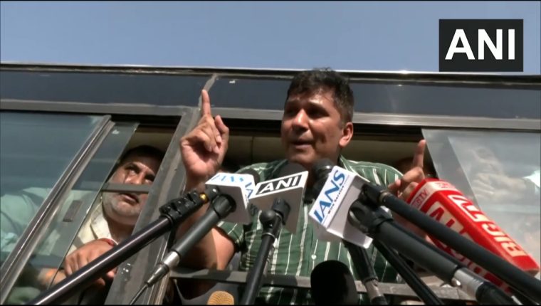 सौरभ भारद्वाज का पुलिस कार्रवाई पर सवाल, बोले- ‘मुझे ऐसे उठा रहे हैं जैसे फुटबॉल हूं’